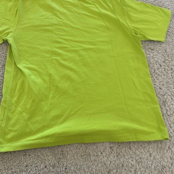 Carhartt men’s large tee shirt pocket shirt neon green NEW no rags - Picture 6 of 7